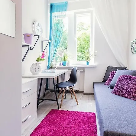 Kamienna Gora Ul. Krasickiego Pokoje Possession Apartmán *